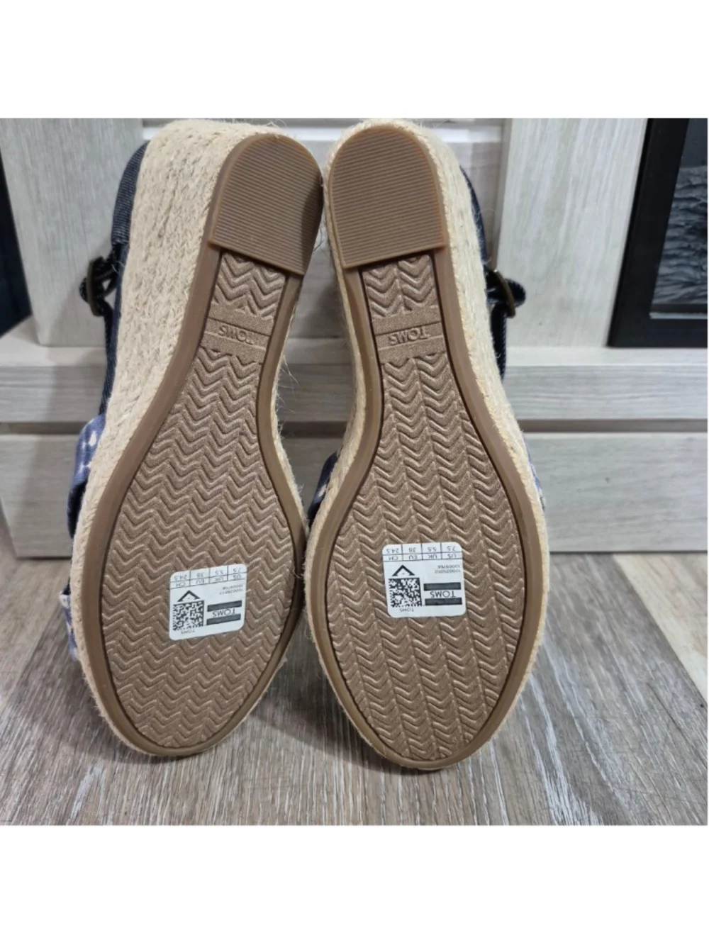 Women's TOMS Blue Denim Espadrille Wedge Sandals 7.5